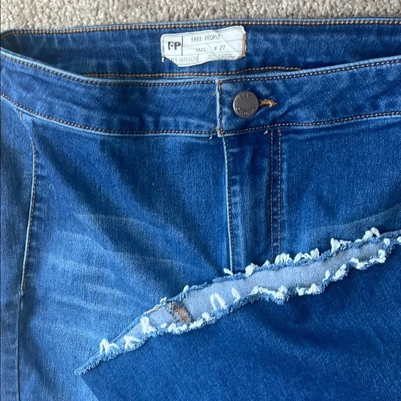 Free People Dark Blue Skinny Jeans - Picture 2 of 4